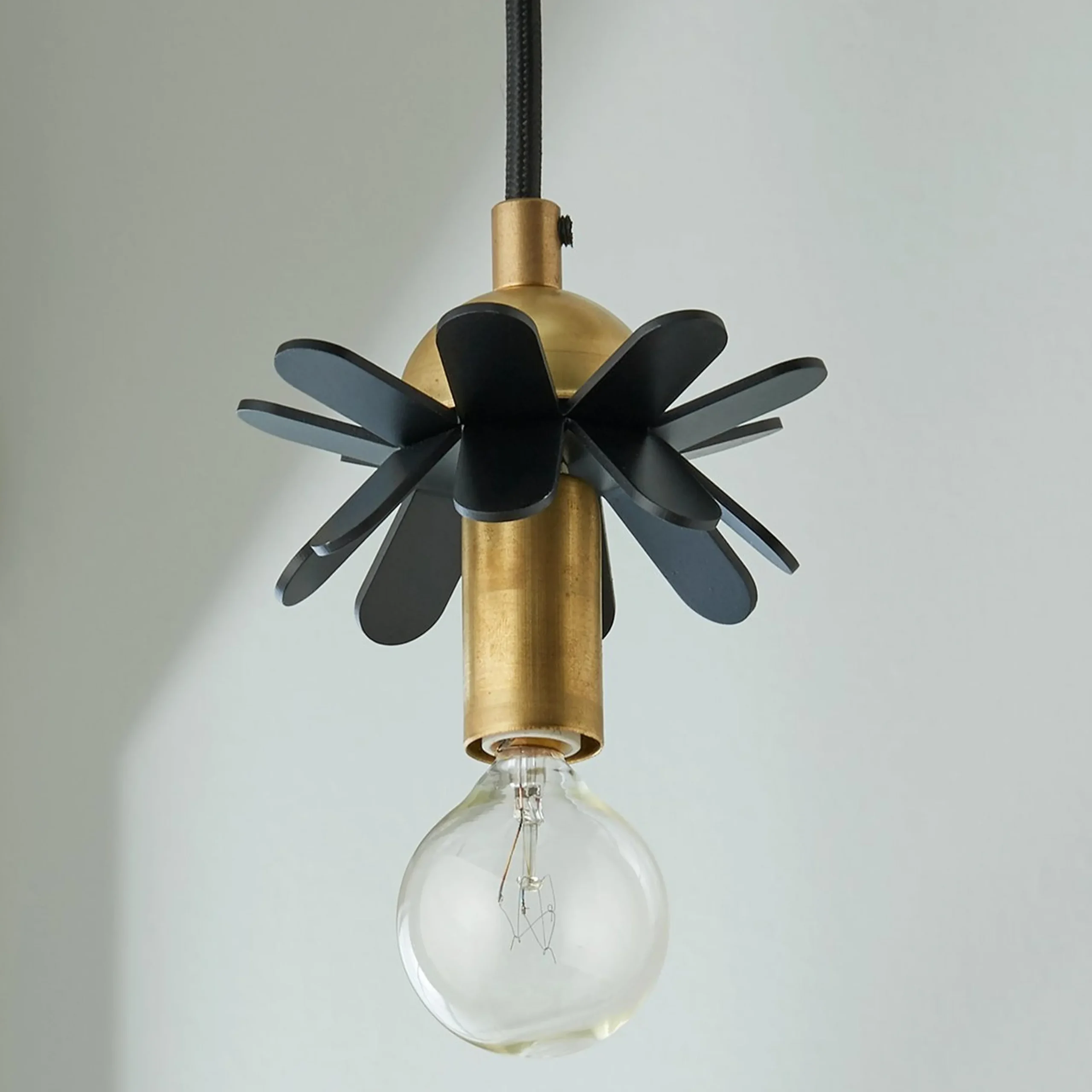Wendy Umanoff Mini Flower Pendant