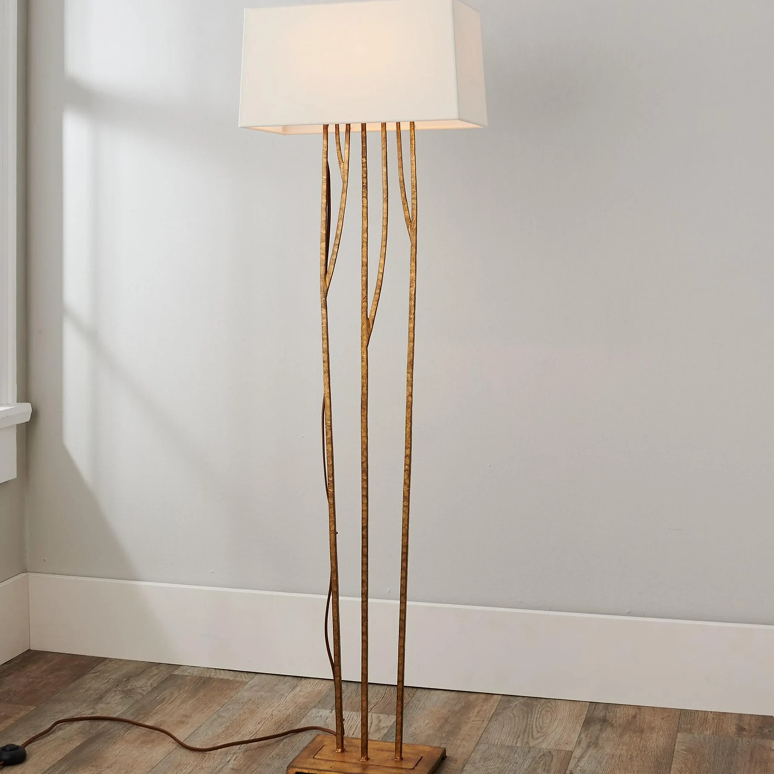 Winter Floor Lamp
