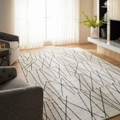 Xylan Hand-Hooked Indoor / Outdoor Rug