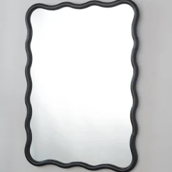 Zawi Mirror