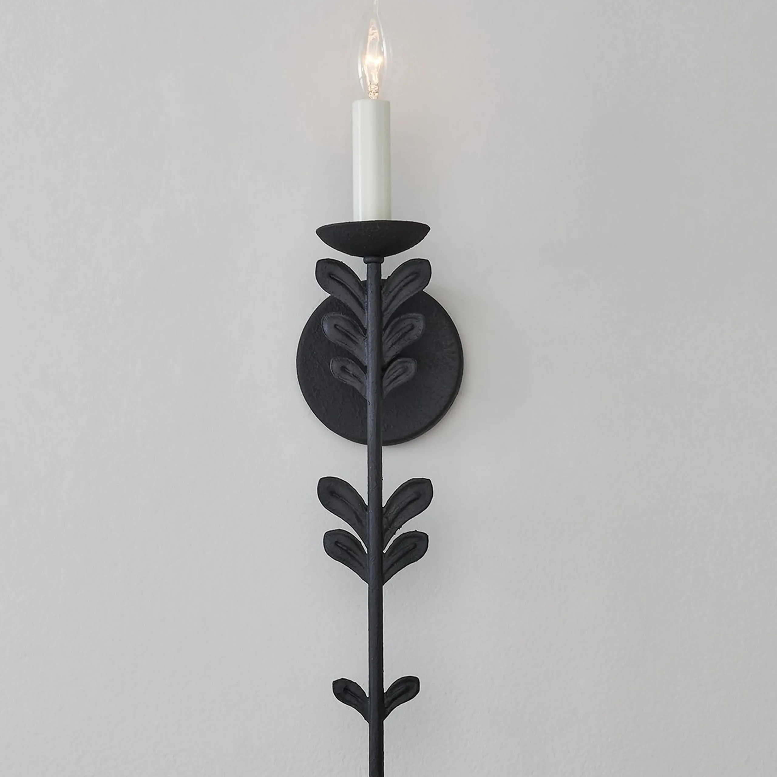 Zenoba Sconce